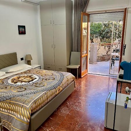 Rooms Lungomare クロトーネ エクステリア 写真